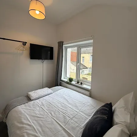 Charles Street House Bed & Breakfast *