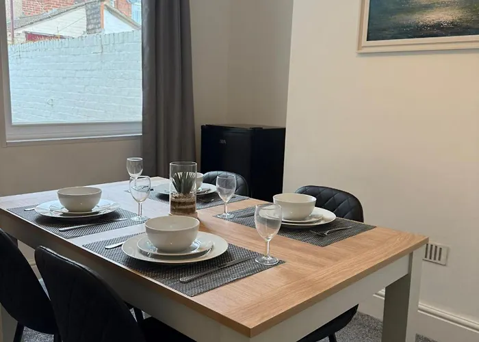 Charles Street House Nocleg ze śniadaniem *