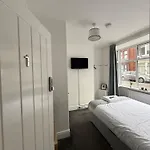 Charles Street House Oda ve Kahvaltı